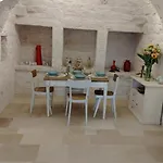 Trullo Al Borgo *